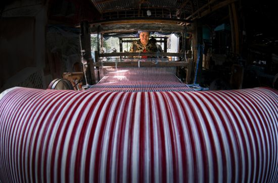 Làng nghề dệt choàng long khánh , khăn rằn nam bộ đặc điểm và ý nghĩa